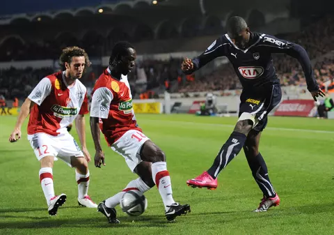 Fotbalistul Moise Apanga a murit la antrenament! A jucat la o echipă de tradiție din România