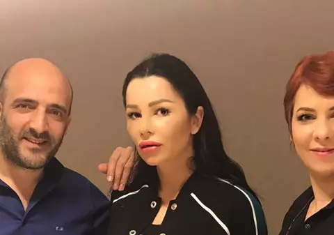 Brigitte Sfăt s-a tatuat. Ce mesaj și-a scris pe spate | VIDEO