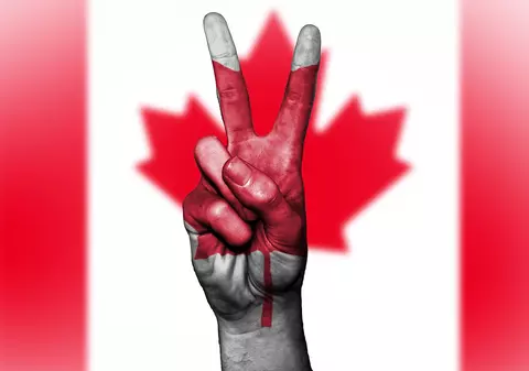 Românii pot călători în Canada cu autorizații electronice, în loc de vize, de la 1 mai