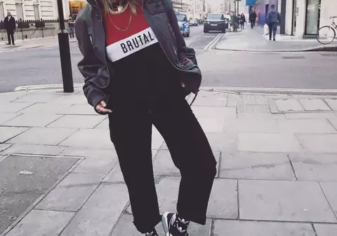 Tatăl Deliei are probleme de sănătate. Ce a pățit bărbatul, care este călugăr la Muntele Athos