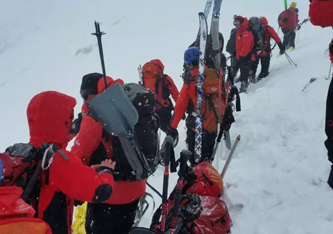 Conducătorul şcolii de ghizi aflat în Retezat: Cineva striga ”Ajutor, avalanșa”, era un strigăt disperat