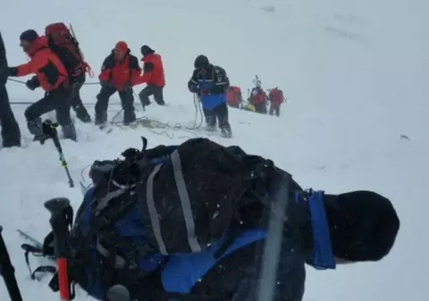 Salvamontiști: Cei 7 turiști au declanșat avalanșa din Retezat