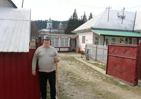 Nea Culiță, unul dintre ultimii drănițari, regretă că meseria sa nu se mai practică