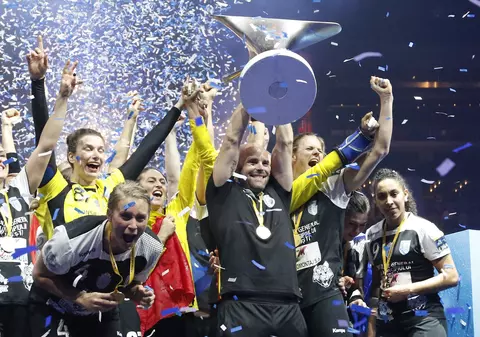 Gabriela Szabo vrea să construiască o sală de sport pentru CSM București