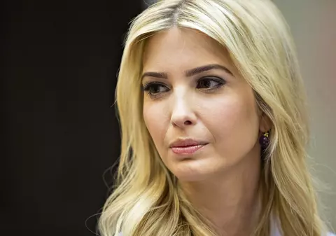 O femeie și-a făcut 13 operații estetice pentru a semăna cu Ivanka Trump