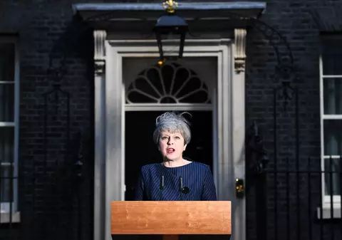 Theresa May prevede negocieri dure privind Brexitul, după afirmațiile făcute de Angela Merkel