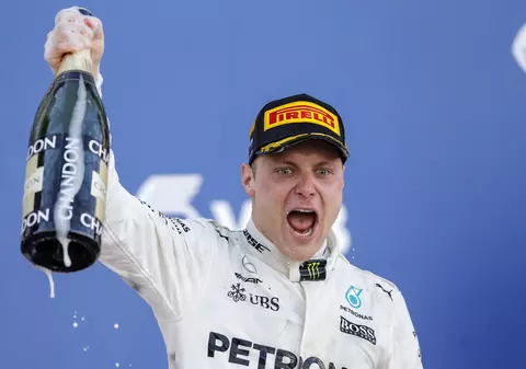 Formula 1 – Marele Premiu al Rusiei – Soci 2017. Victorie-bombă, prima din carieră: Valtteri Bottas! Accidente în startul cursei / FOTO