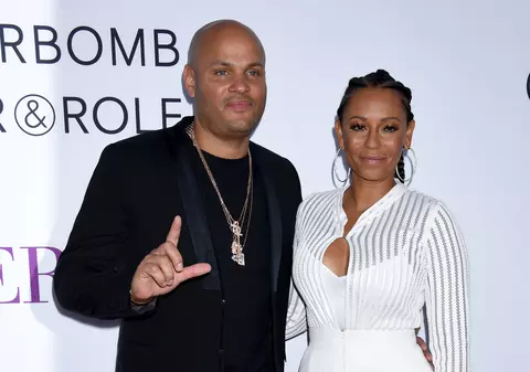 Mel B a cerut ordin de restricție față soțul ei: susține că a bătut-o și a obligat-o să facă sex în trei