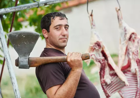 Ai lăsat mielul pentru ultima “sută de metri”? Nu cumpăra de oriunde, o imprudență îți poate strica sărbătorile