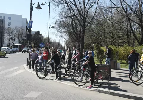 Bucureștenii au luat cu asalt Parcul Herăstrău