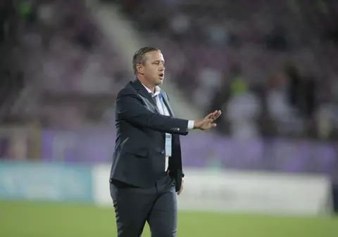 Laurenţiu Reghecampf şi-a reziliat contractul cu FCSB: "Clubul îi mulţumeşte pentru eforturile depuse"