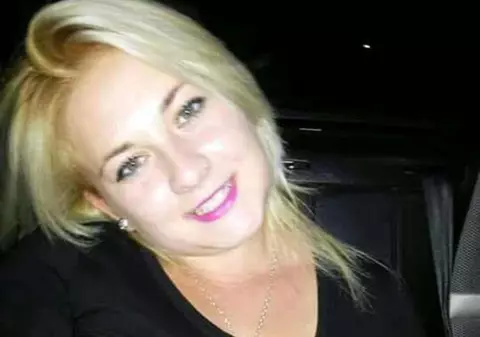 O româncă a fost ucisă în Spania de fostul iubit, care apoi s-a spânzurat