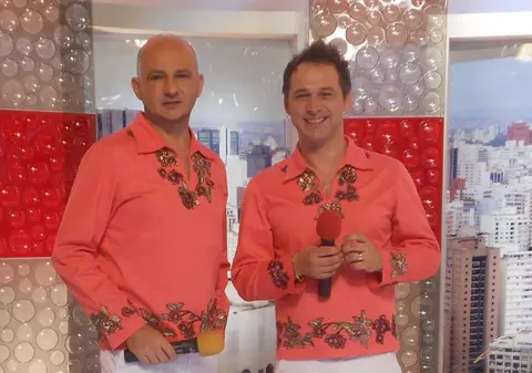 EXCLUSIV/ S-au reprofilat... Autentic în Las Vegas! Protejații Mirabelei Dauer au ajuns unul dealer de cazinou, altul barman