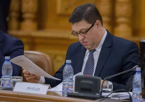 UPDATE. Condamnații pentru luare și dare de mită și abuz în serviciu vor fi grațiați, dacă achită prejudiciul; Reacțiile politicienilor