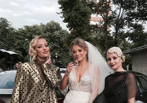 Sora Deliei Matache s-a cununat religios. Emoții mari pentru mireasă, căreia i s-a făcut rău în biserică