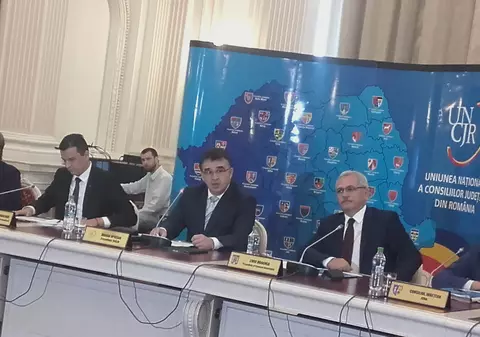 Grindeanu vrea ca președinții de CJ să fie aleși uninominal; Dragnea: Aleşii locali au devenit ţinta multor instituţii