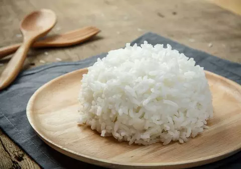 Dieta cu orez te scapă de 10 kilograme în 14 zile. Are rezultate spectaculoase