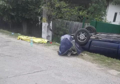 Adolescentă ucisă în fața școlii din Măciuca. Cel care a accidentat-o mortal ar fi iubitul tinerei