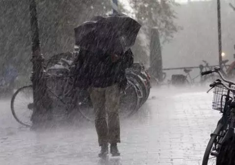 Cod portocaliu de instabilitate atmosferică în patru județe din Transilvania