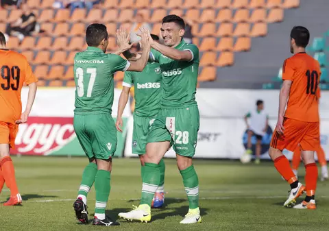 Claudiu Keșeru a dat trei goluri pentru Ludogoreț într-un meci din campionatul Bulgariei