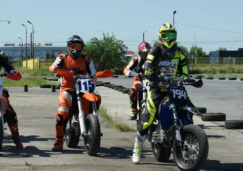 Campionatul Regional Vest de SuperMoto, la start