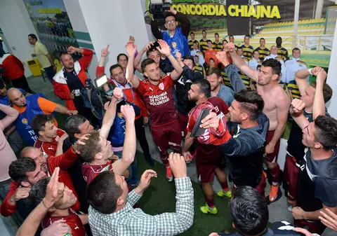 UPDATE. Finala Cupei României: FC Voluntari - Astra! Semifinale, retur: Voluntari - CSU Craiova 0-0 (1-0). Șumudică a împiedicat o bătaie la sectorul VIP! / VIDEO