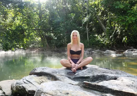 Anca Pop a fost la șamani în Peru. A făcut ritual de reechilibrare a energiei