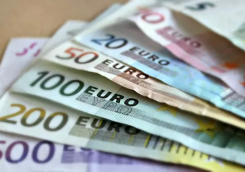 EXCLUSIV/ Specialiștii prevestesc vremuri grele. «Căpușarea bugetului public a devenit singura politică de stat»