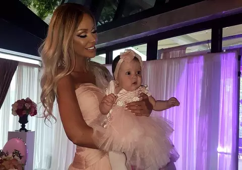 Bianca Drăgușanu se gândește să înfieze un copil. ”Victor își dorește un băiețel”