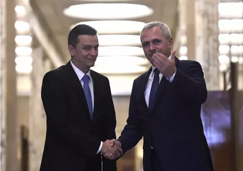 Grindeanu: ”L-am trezit pe Iohannis cu Ordonanța 13. Acum îi dați Guvernul. De ce?!” Premierul i-a cerut demisia lui Dragnea