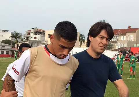 Un fotbalist a fost arestat chiar în timpul meciului! A fost închis pentru sechestrare de persoane și fărădelegi cu carduri! | VIDEO