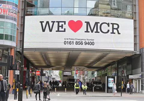 VIDEO| Centrul comercial din Manchester a fost redeschis după două ore