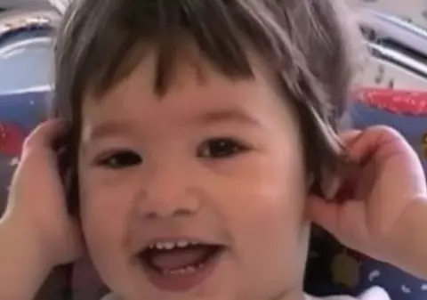 O familie canadiană a adoptat o fetiță din Romania, dar nimeni nu se aștepta ca fetița sa aibă un secret