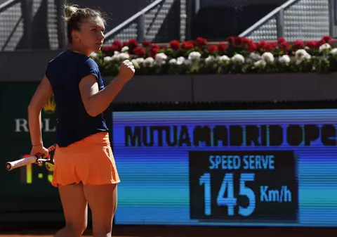 Halep a făcut un meci fabulos cu Vinci. Remontada! A revenit de la 2-5 în decisiv. Calificări Sorana Cîrstea și Irina Begu. Nebunie și la dublu: Begu și Halep au învins. Un set l-au întors de la 1-5! / BLOG & VIDEO