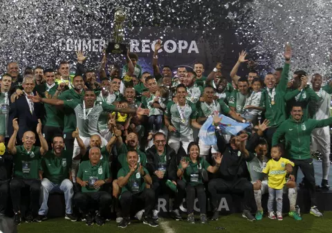 Atletico Nacional Medellin a câștigat Supercupa Americii de Sud la fotbal, datorită unui fost stelist | GALERIE FOTO&VIDEO
