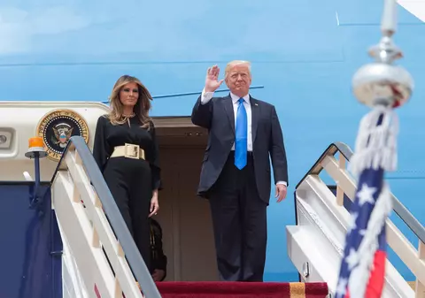 Melania și Ivanka Trump, fără văl islamic în Arabia Saudită. Michelle Obama a fost criticată de Donald Trump pentru acest gest