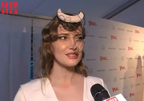VIDEO EXCLUSIV/ Viva! Party 18 ani. Cel mai nediplomat gest al Iuliei Albu. A întrebat 3 grăsuțe în ce lună sunt gravide