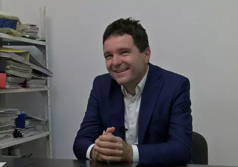 Nicușor Dan i-a răspuns Gabrielei Firea, după ce aceasta a anunțat că îl vrea viceprimar: "N-aș recomanda-o nici ca președinte de scară de bloc"
