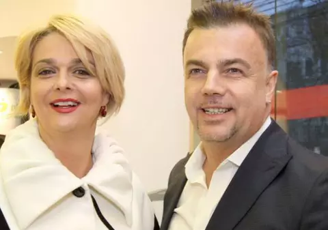 VIDEO EXCLUSIV/ Secrete de familie. Iuliana Marciuc spune tot despre viața-n trei, alături de Adrian Enache și de fiul lor