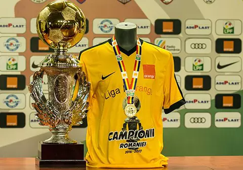 LPF a pregătit medaliile și tricourile de campioni. Cine sunt persoanele nominalizate să acorde trofeul