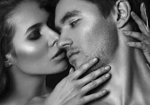 Top 5 zodii cu care să faci sex