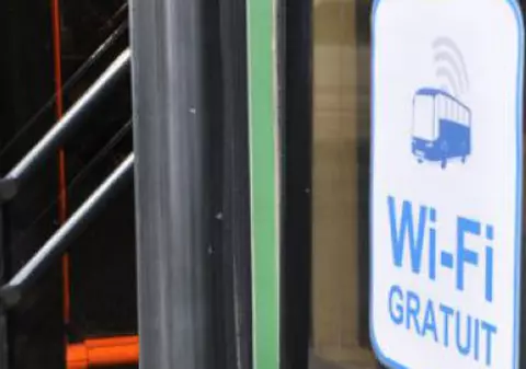 Conexiunile Wi-Fi nu mai sunt sigure. Ce au descoperit doi cercetători belgieni