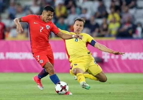 LIVE TEXT România - Chile 3-2. Marți 13 cu noroc! Am revenit de la 0-2. Stancu și Stanciu au marcat două goluri fabuloase. Debutantul Băluță, un jucător căruia cifra 13 i-a marcat viața și cariera, a adus victoria / VIDEO