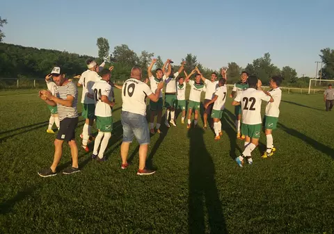 ​Miracolul de la Tărtășești! Dentaș a câștigat campionatul județean Dâmbovița și va juca barajul de promovare în Liga 3 cu Petrolul Ploiești. Reportaj la IL Caragiale / FOTO&VIDEO​