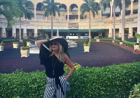 Dana Săvuică, vacanță de vis în America. A încins atmosfera la 47 de ani. Cât de bine arată blonda