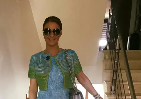 Băiețelul impresarei Anamaria Prodan, pe mâna medicului stomatolog