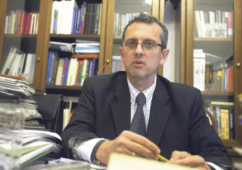 Valentin Lazea, economistul-șef al BNR: România nu e pregătită pentru viitoare crize. Dacă vrem să fim europeni trebuie să creștem economia prin exporturi și investiții, nu prin consum