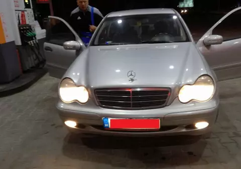 Laszlo Kulcsar și Sandor Nagy, antrenori la Sepsi Sfântu Gheorghe, acuzați că au înjurat și au scuipat un tânăr: ”Mi-a zis «român împuțit»!”