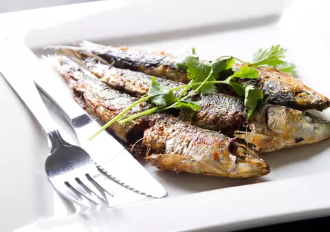 Sardine proaspete cu lămâie. Gătește cu noi rețete delicioase!VIDEO