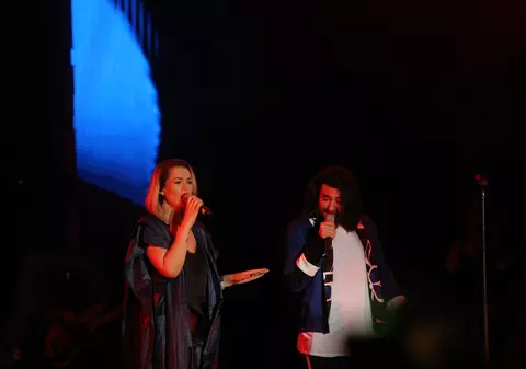 Smiley a izbucnit în lacrimi în timpul concertului de la Arenele Romane. Artistul, într-o ipostază cum nu a mai fost văzut